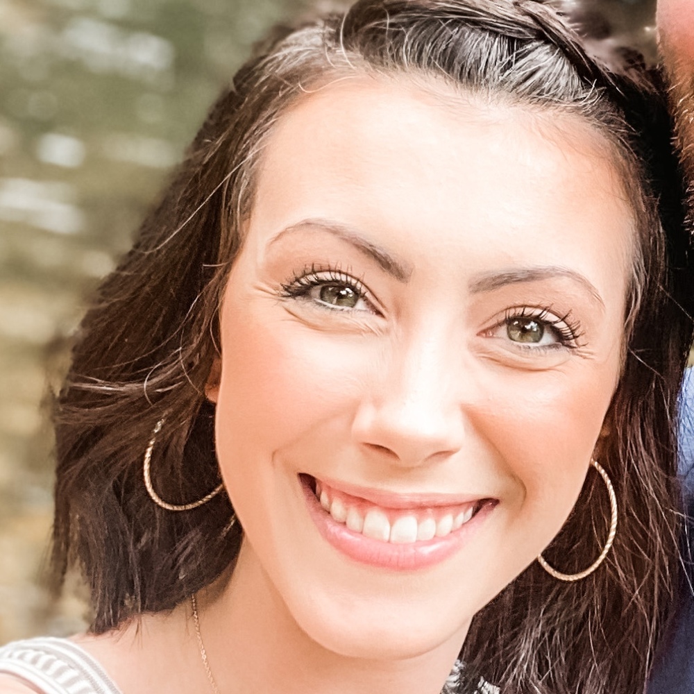 Meet your Posher, Casey